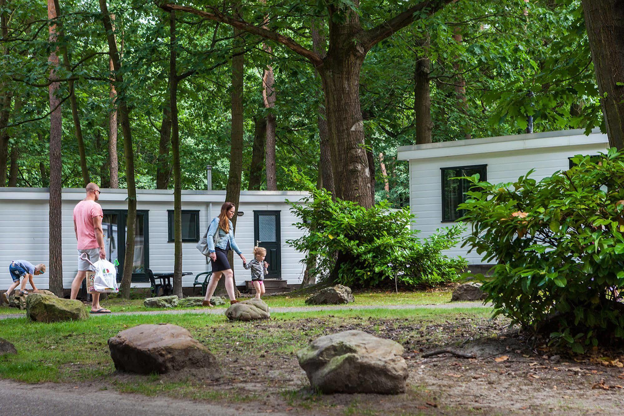 Oostappen Vakantiepark Hengelhoef Nv Aan de Wolfsberg エクステリア 写真