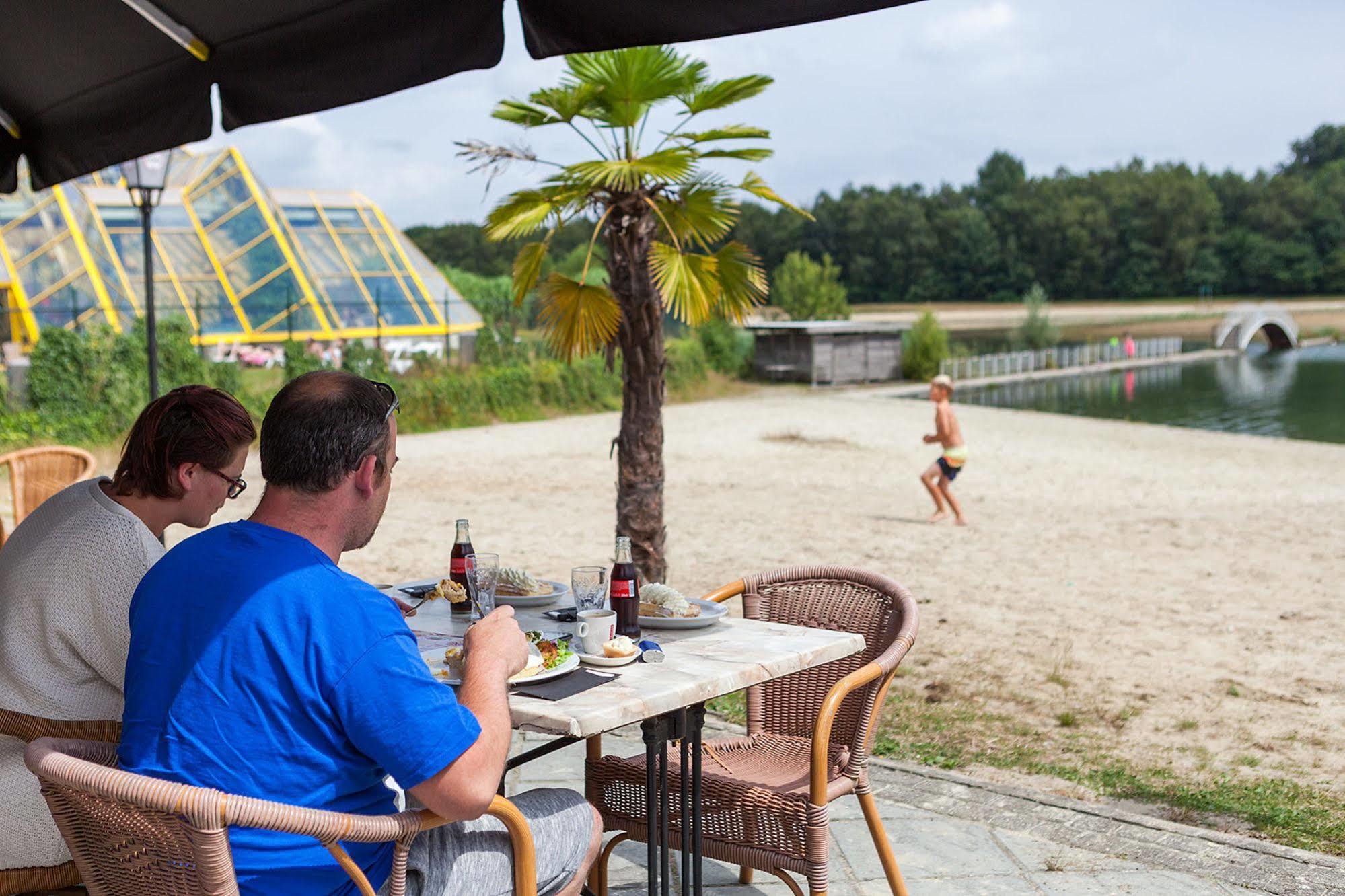 Oostappen Vakantiepark Hengelhoef Nv Aan de Wolfsberg エクステリア 写真